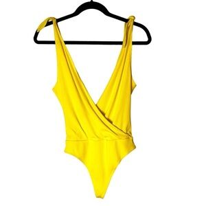 Aritzia Wilfred Free Ribbed Yellow Wrap Style Sleeveless Bodysuit